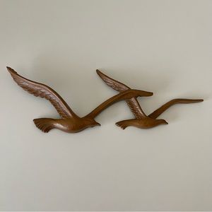 Vintage HOMCO Plastic Two Seagulls 1981 Faux Wood Wall Art Flying Birds retro